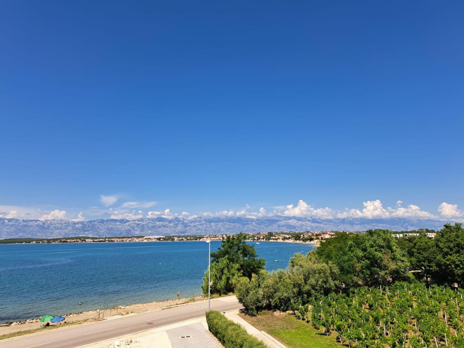 Luxury Beachfront Villa Crystal Aenona - By Ta Leut Agency Nin Exteriér fotografie